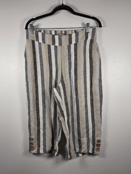 d&co Pants - naturals d&co. Women's Size Small Striped Linen Blend Shorts—Beige, Black, Cream